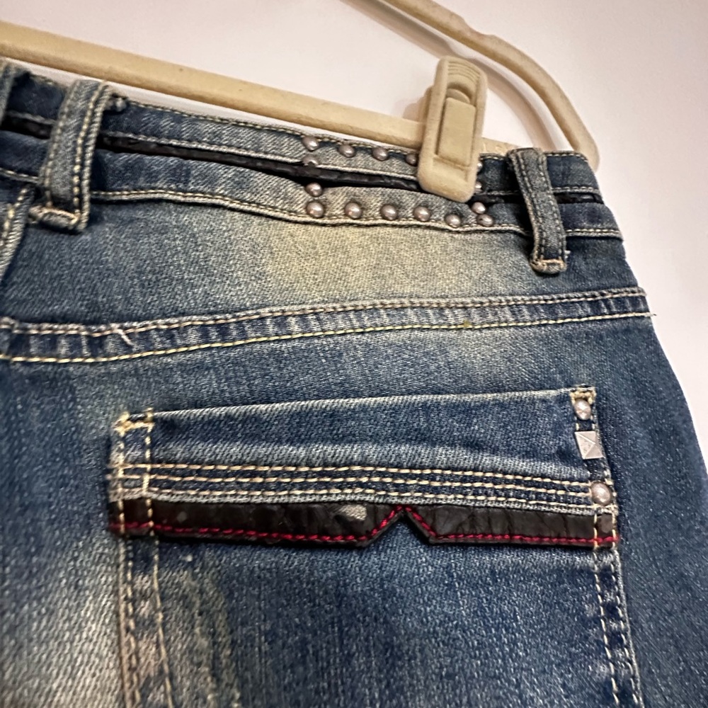 Denim - Picture 5 of 5